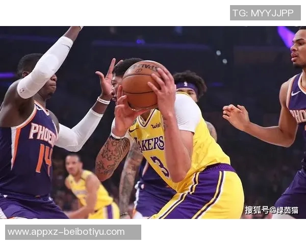 火箭与船火之战最后时刻失误频出篮板争夺成胜负关键