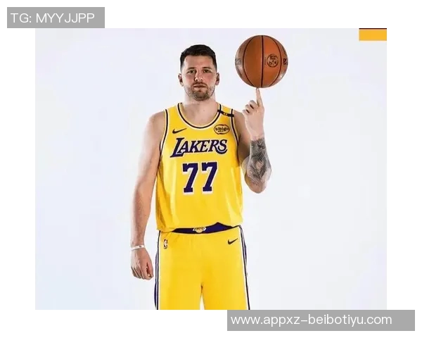 老詹如何适应新环境东契奇赞其经验丰富无可替代